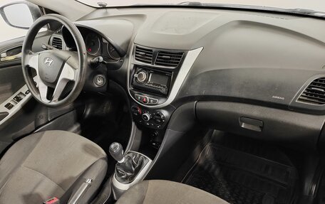 Hyundai Solaris II рестайлинг, 2011 год, 749 000 рублей, 13 фотография