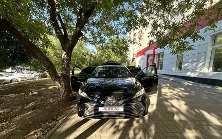 Toyota Camry, 2018 год, 3 300 000 рублей, 14 фотография
