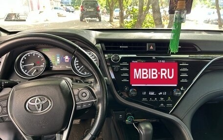 Toyota Camry, 2018 год, 3 300 000 рублей, 11 фотография