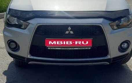 Mitsubishi Outlander III рестайлинг 3, 2011 год, 1 500 000 рублей, 4 фотография