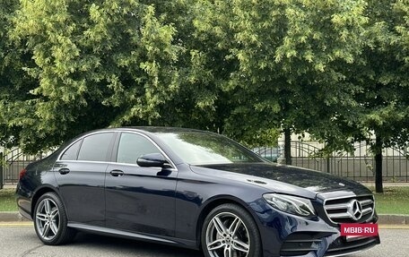 Mercedes-Benz E-Класс, 2019 год, 4 250 000 рублей, 10 фотография