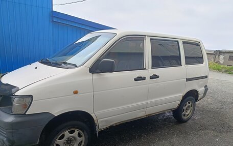 Toyota Lite Ace IV, 1999 год, 420 000 рублей, 4 фотография