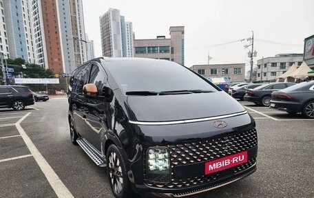 Hyundai Staria, 2022 год, 4 670 000 рублей, 2 фотография