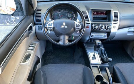 Mitsubishi Pajero Sport II рестайлинг, 2012 год, 1 749 000 рублей, 11 фотография