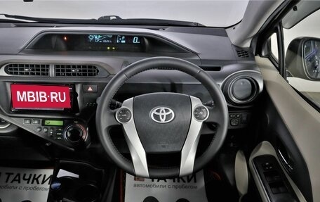 Toyota Aqua I, 2014 год, 1 068 000 рублей, 8 фотография