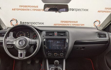 Volkswagen Jetta VI, 2013 год, 1 180 000 рублей, 14 фотография