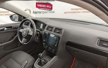 Volkswagen Jetta VI, 2013 год, 1 180 000 рублей, 13 фотография