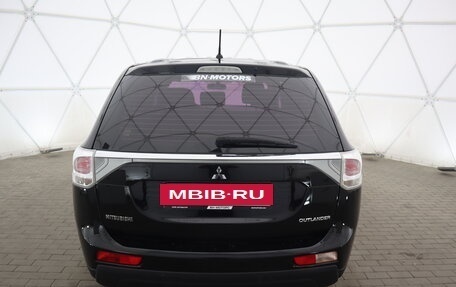 Mitsubishi Outlander III рестайлинг 3, 2012 год, 1 365 000 рублей, 4 фотография
