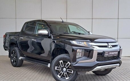 Mitsubishi L200 IV рестайлинг, 2019 год, 3 775 000 рублей, 3 фотография