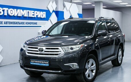 Toyota Highlander III, 2012 год, 2 563 000 рублей, 5 фотография