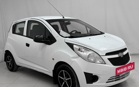 Chevrolet Spark III, 2011 год, 470 000 рублей, 3 фотография