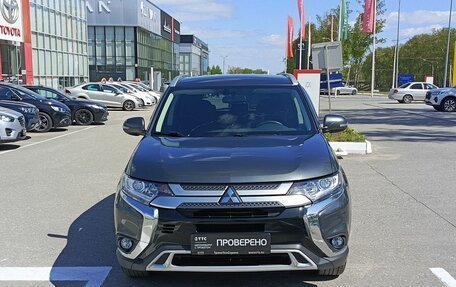 Mitsubishi Outlander III рестайлинг 3, 2021 год, 2 494 800 рублей, 2 фотография