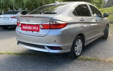 Honda Grace I, 2018 год, 1 090 000 рублей, 3 фотография