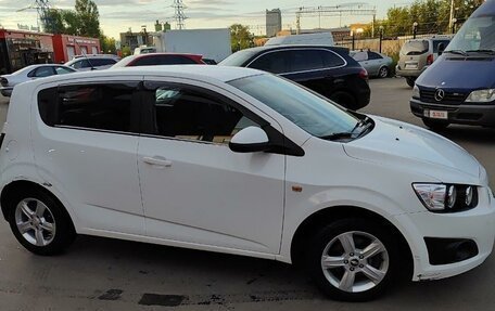 Chevrolet Aveo III, 2015 год, 850 000 рублей, 2 фотография