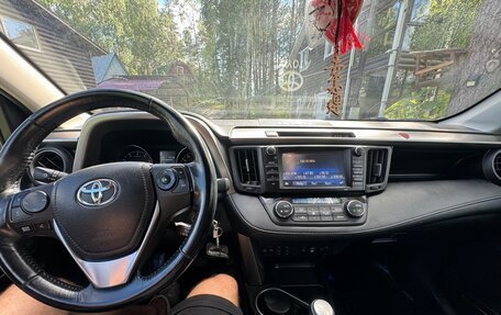 Toyota RAV4, 2017 год, 2 950 000 рублей, 23 фотография