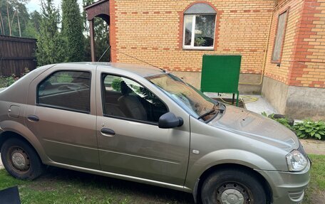 Renault Logan II, 2019 год, 330 000 рублей, 2 фотография