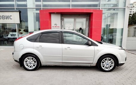 Ford Focus II рестайлинг, 2005 год, 426 300 рублей, 4 фотография