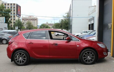 Opel Astra J, 2011 год, 700 000 рублей, 5 фотография