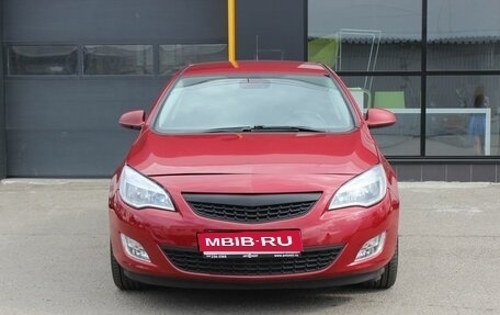 Opel Astra J, 2011 год, 700 000 рублей, 2 фотография