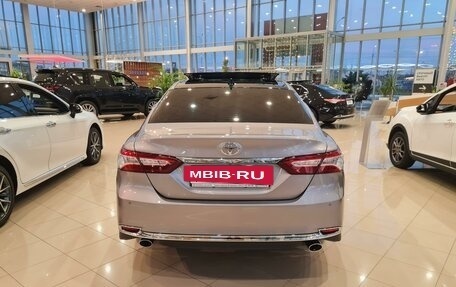 Toyota Camry, 2023 год, 5 280 000 рублей, 6 фотография