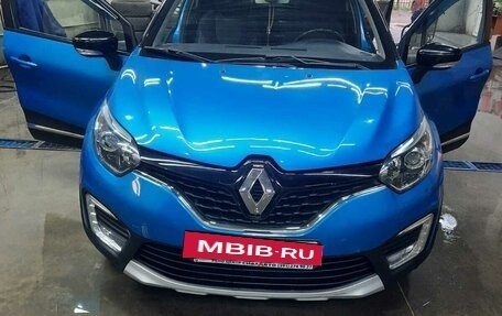 Renault Kaptur I рестайлинг, 2018 год, 1 550 000 рублей, 8 фотография