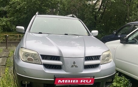 Mitsubishi Outlander III рестайлинг 3, 2005 год, 850 000 рублей, 1 фотография