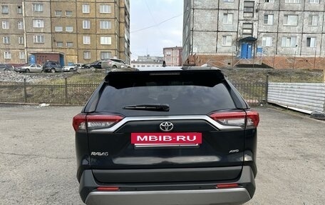 Toyota RAV4, 2020 год, 3 900 000 рублей, 6 фотография