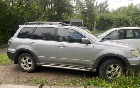 Mitsubishi Outlander III рестайлинг 3, 2005 год, 850 000 рублей, 2 фотография