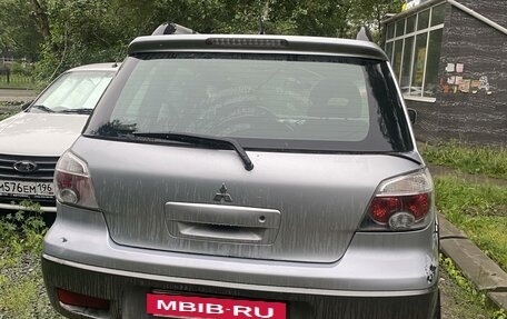 Mitsubishi Outlander III рестайлинг 3, 2005 год, 850 000 рублей, 3 фотография