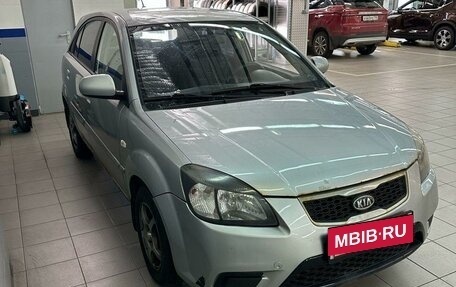 KIA Rio II, 2010 год, 587 000 рублей, 6 фотография