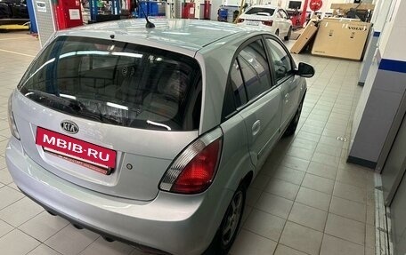 KIA Rio II, 2010 год, 587 000 рублей, 3 фотография