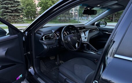 Toyota Camry, 2019 год, 2 700 000 рублей, 7 фотография