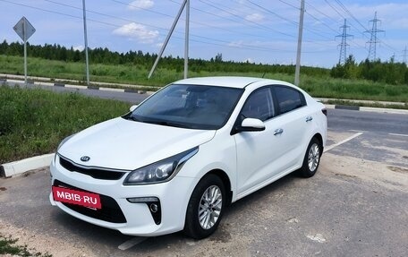 KIA Rio IV, 2018 год, 1 250 000 рублей, 4 фотография