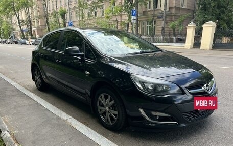 Opel Astra J, 2013 год, 800 000 рублей, 2 фотография