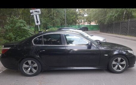 BMW 5 серия, 2004 год, 700 000 рублей, 2 фотография