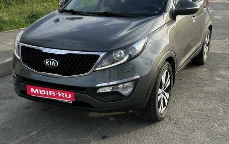 KIA Sportage III, 2011 год, 1 690 000 рублей, 3 фотография