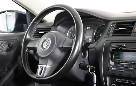 Volkswagen Jetta VI, 2012 год, 879 990 рублей, 11 фотография