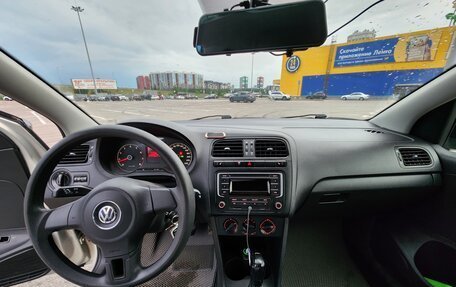 Volkswagen Polo VI (EU Market), 2013 год, 800 000 рублей, 13 фотография