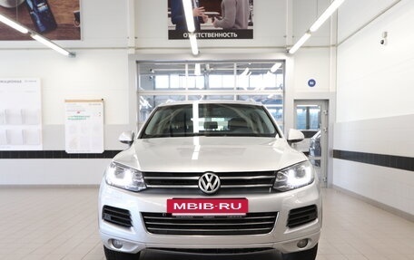 Volkswagen Touareg III, 2011 год, 1 900 000 рублей, 2 фотография