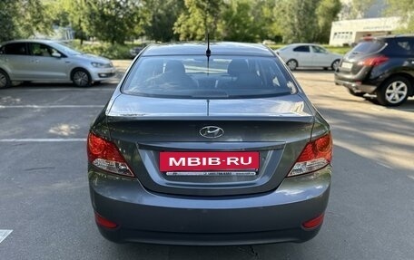 Hyundai Solaris II рестайлинг, 2012 год, 890 000 рублей, 8 фотография