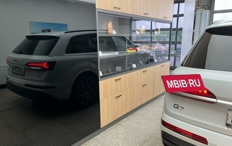 Audi Q7, 2021 год, 8 650 000 рублей, 12 фотография