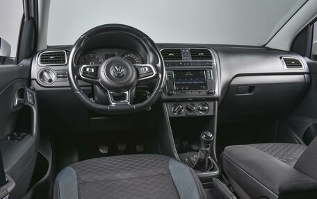 Volkswagen Polo VI (EU Market), 2019 год, 1 370 000 рублей, 6 фотография