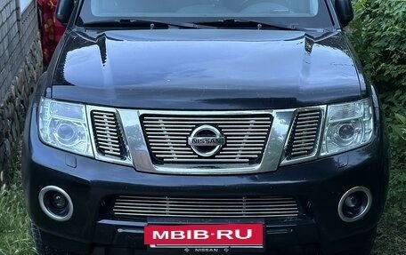 Nissan Pathfinder, 2012 год, 1 980 000 рублей, 2 фотография