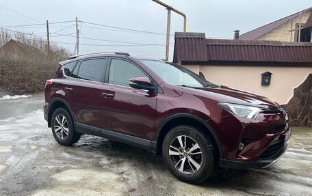 Toyota RAV4, 2016 год, 2 910 000 рублей, 6 фотография