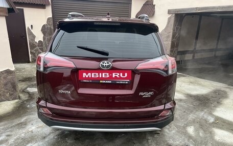 Toyota RAV4, 2016 год, 2 910 000 рублей, 4 фотография