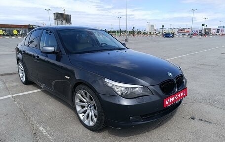 BMW 5 серия, 2008 год, 1 350 000 рублей, 3 фотография