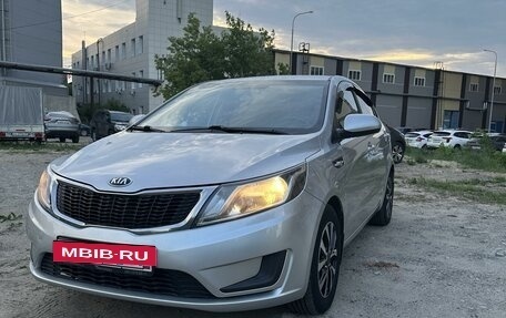 KIA Rio III рестайлинг, 2015 год, 950 000 рублей, 2 фотография