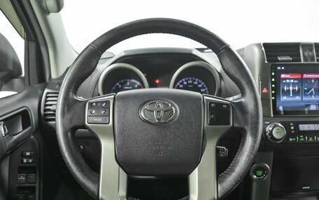 Toyota Land Cruiser Prado 150 рестайлинг 2, 2012 год, 2 970 000 рублей, 8 фотография