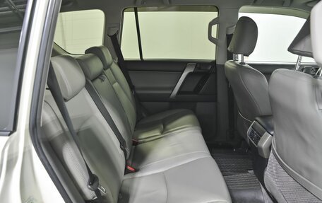 Toyota Land Cruiser Prado 150 рестайлинг 2, 2012 год, 2 970 000 рублей, 17 фотография