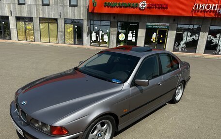BMW 5 серия, 1998 год, 890 000 рублей, 11 фотография